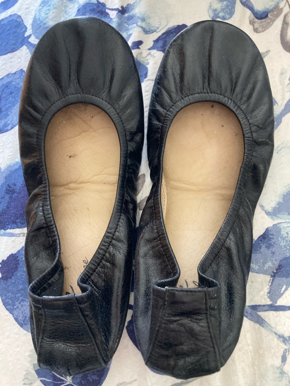 Classic Black Leather Ballet Flats with Elastic Topline
